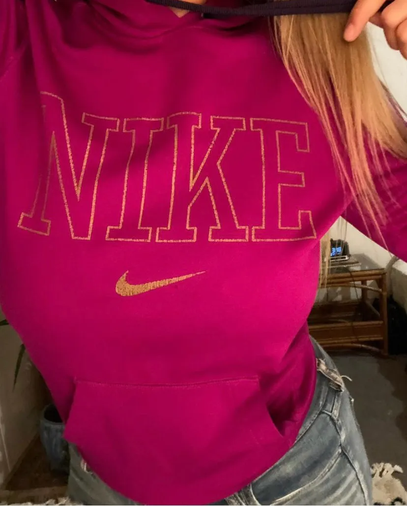 Nike Magenta  Hoodie - Image 3