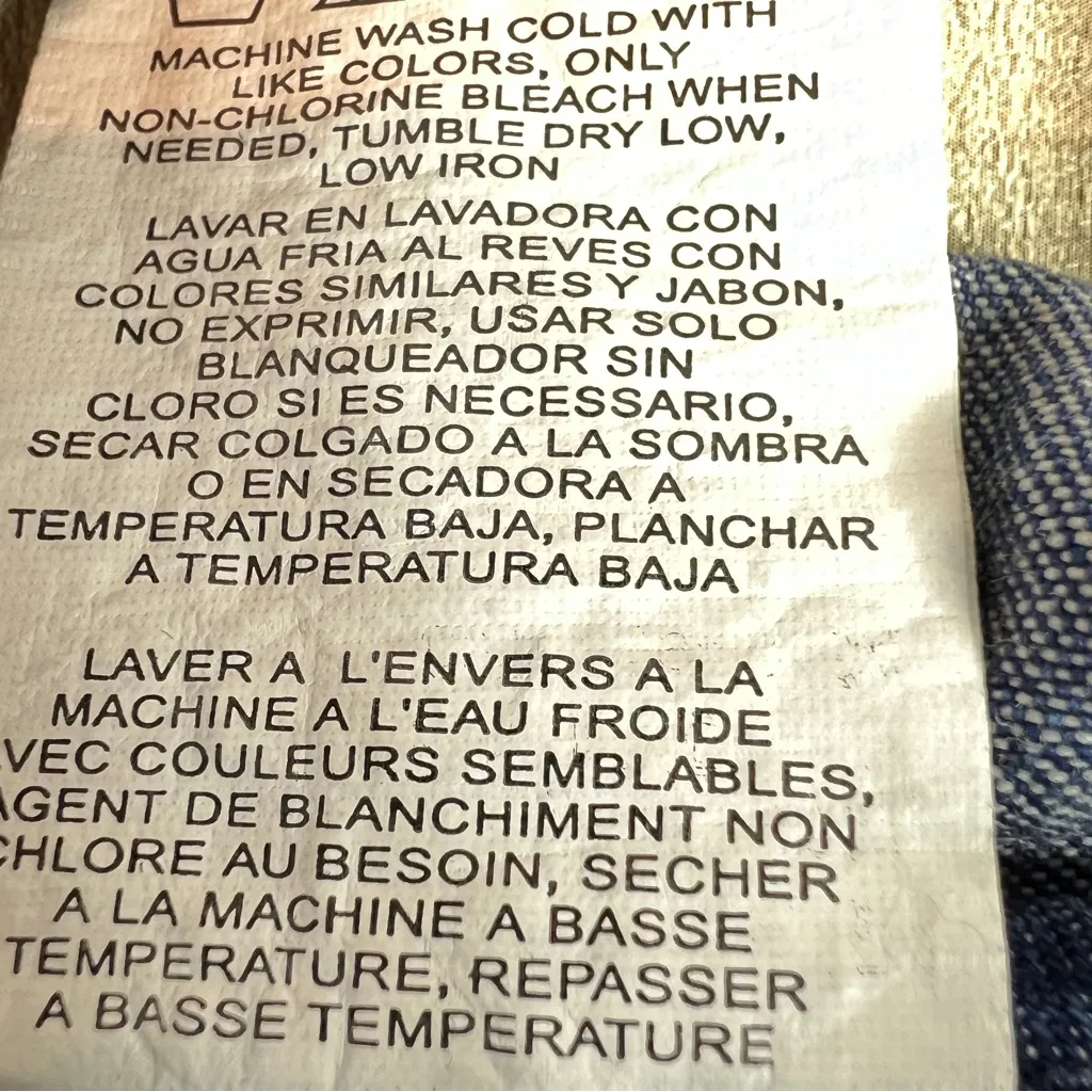 Chic Size Medium Denim Zipper Front Hoodie with Pockets & 3” side slit V… Blue - Image 12