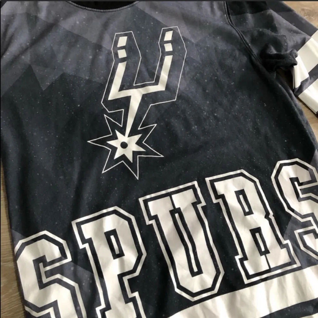 San Antonio Spurs Long Sleeve Top Size Small - Image 3