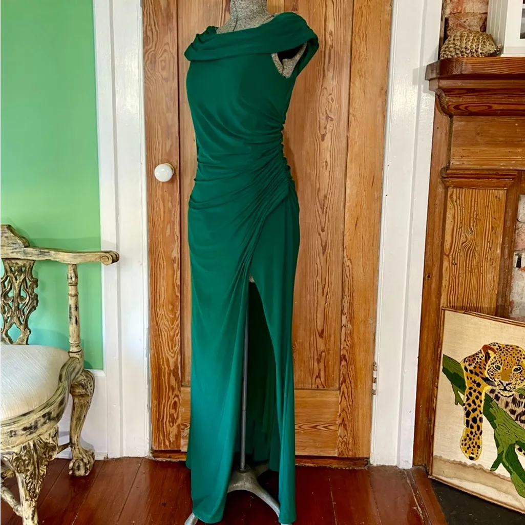 Leena for Mac Duggal Emerald Green One-Shoulder Ruched Gown with Slit Size 8 π - Image 10