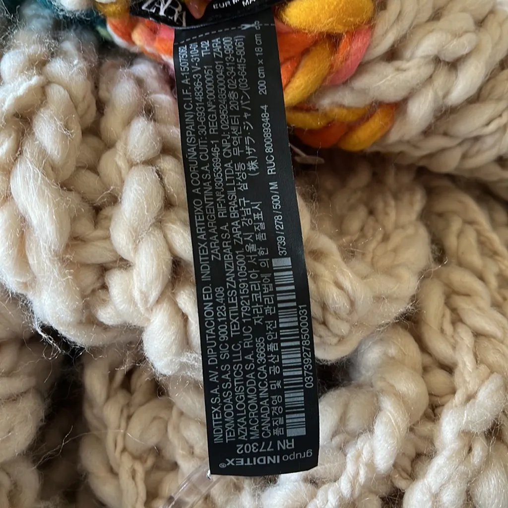 NWOT ZARA MULTICOLORED  BRAIDED BLOGGERS FAV SCARF - Image 8