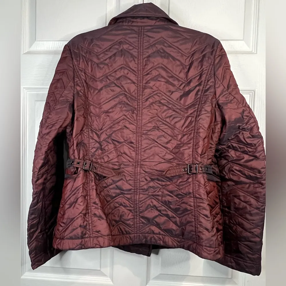 Ann Taylor Loft Quilted Lightweight Jacket - Burgundy - Size 8 - Image 2