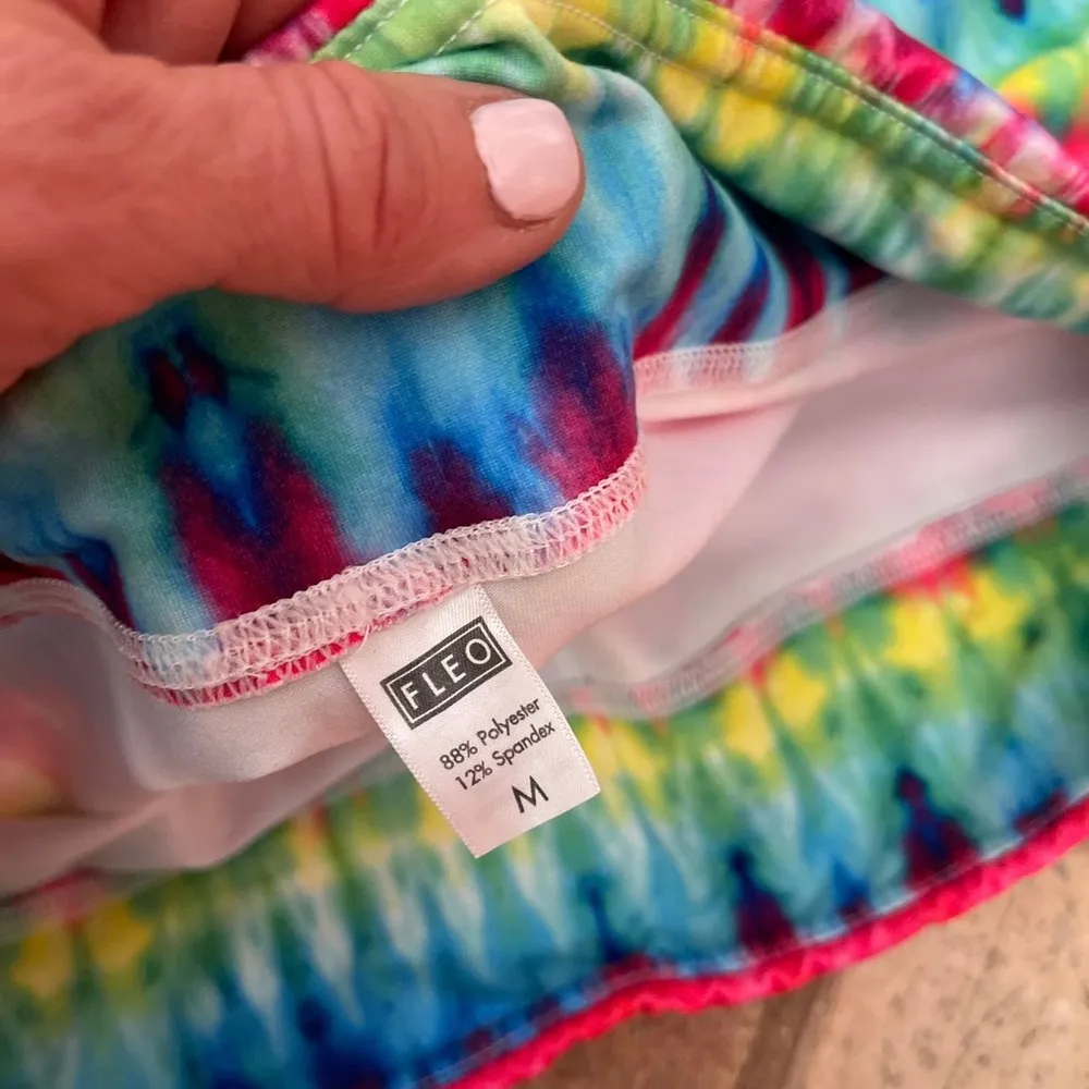 FLEO SHORT TIE DYE BIKE SHORTS MEDIUM - Image 3