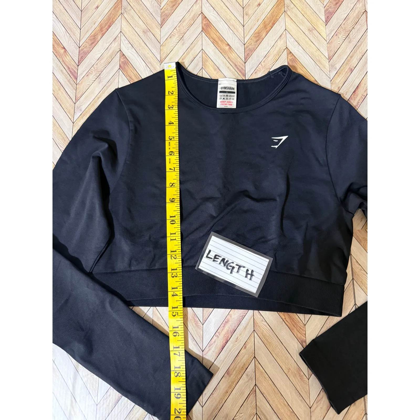 Gymshark Everyday Seamless Black Long Sleeve Cropped Workout Top Women's Lg - Image 5