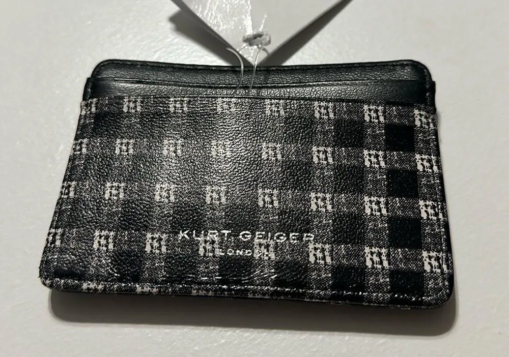 New  LONDON
card Holder - Image 3