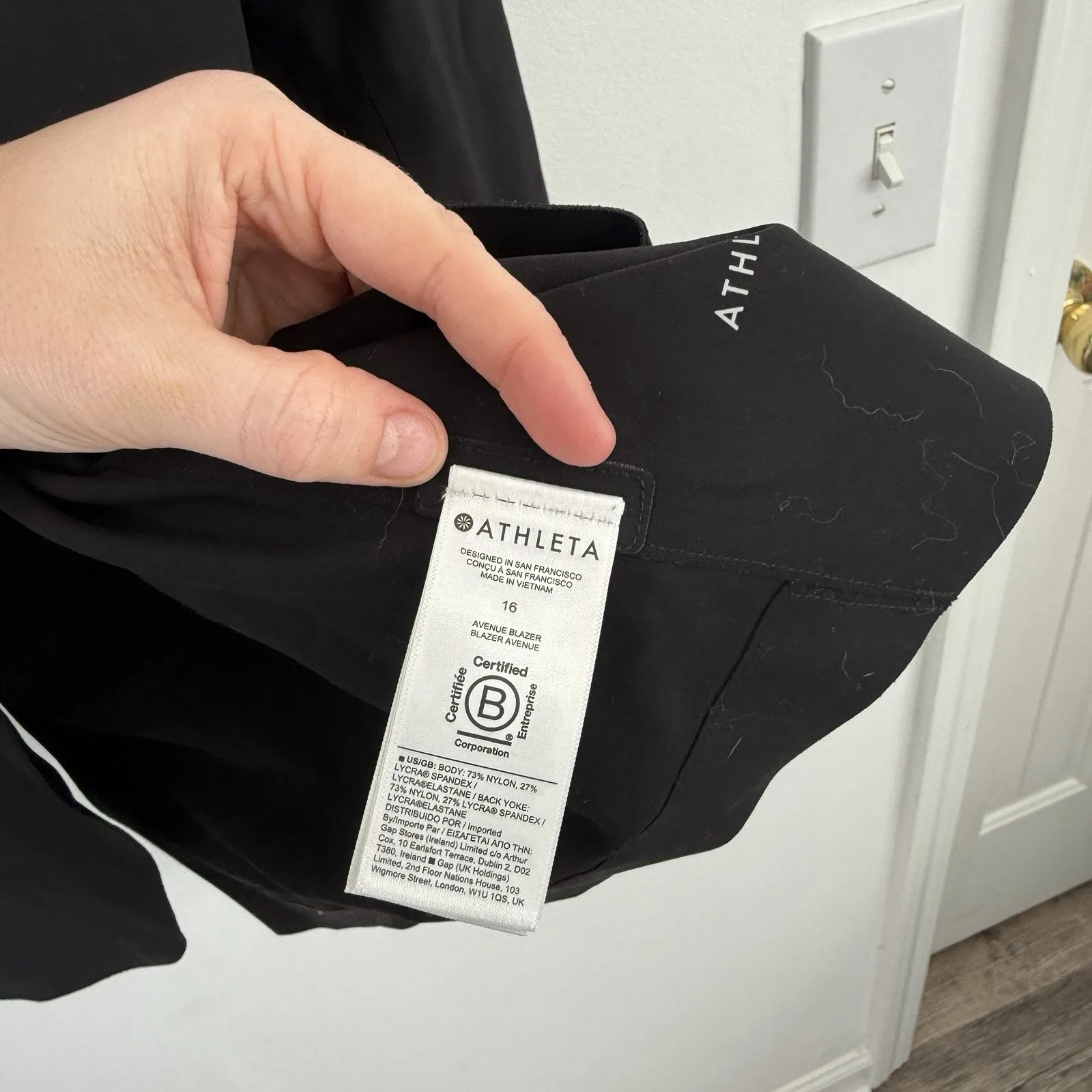 Athleta Avenue Blazer Black Career Office One Snap Pockets Commuter Womens 16 - Image 6