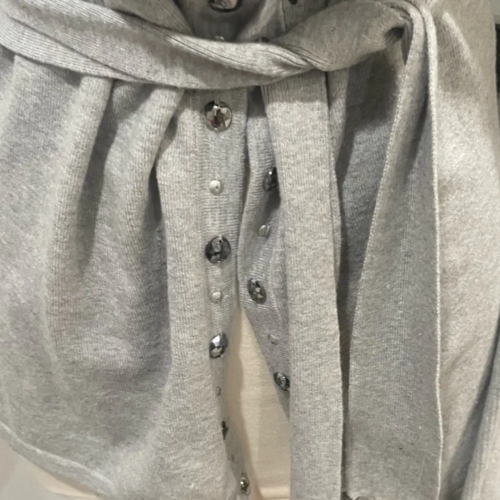 GRAY EMBELLISHED CARDIGAN - Image 8