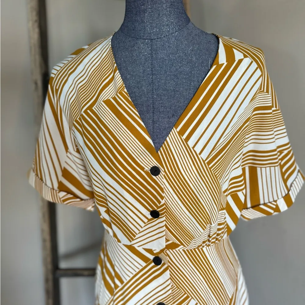 Murni Mustard Yellow Print Button-Up Midi Dress - Image 5