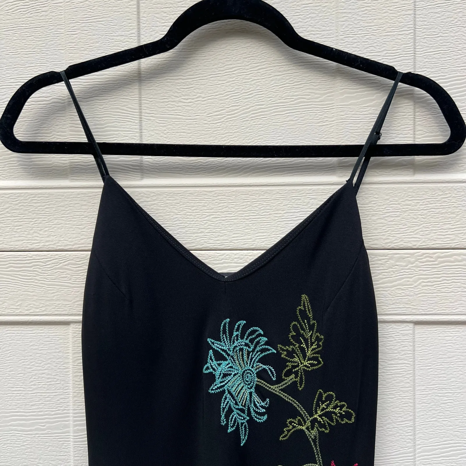 Y2K BCBGMAXAZRIA Embroidered Floral Spaghetti Strap Asymmetrical Midi Dress XS - Image 2