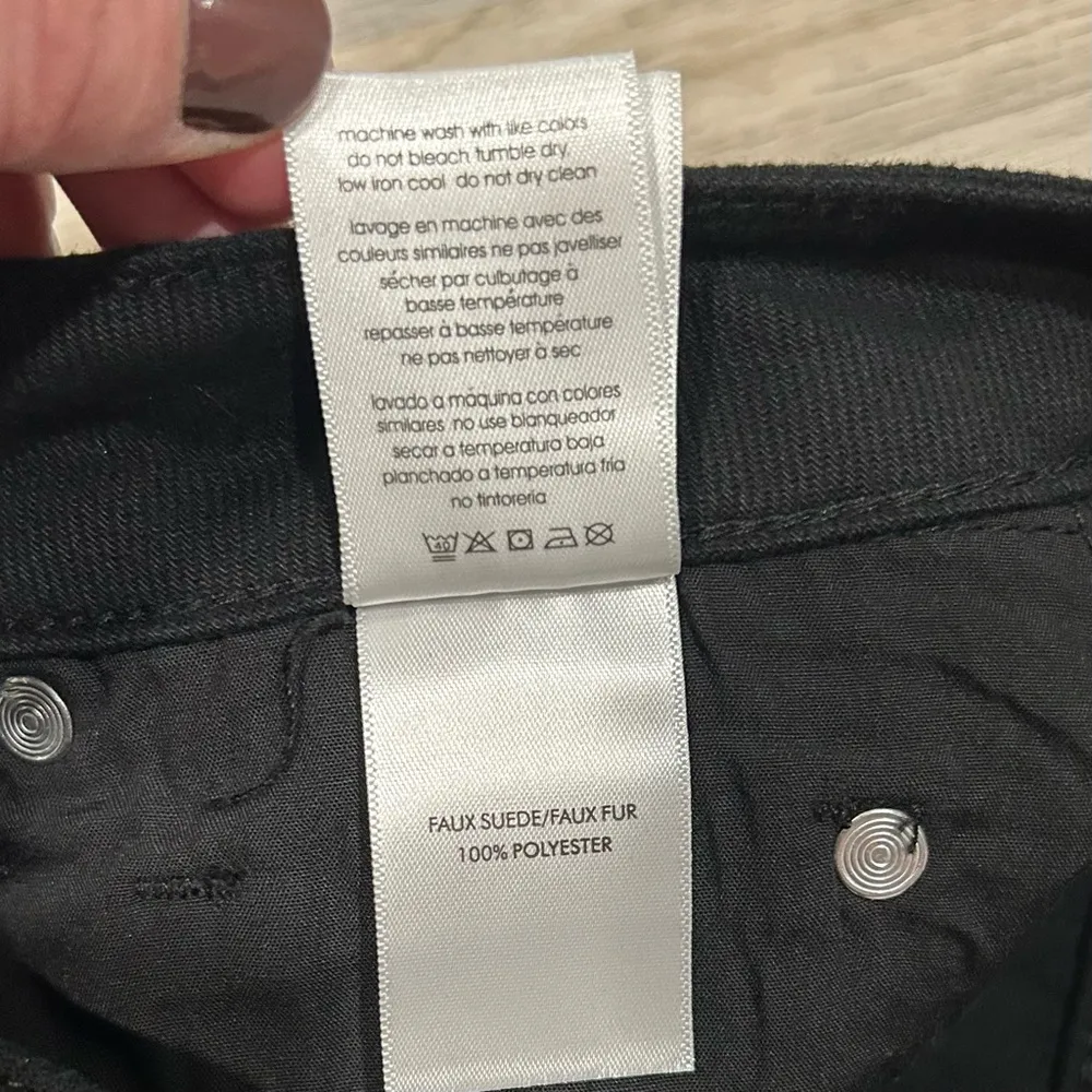 NWT We Wore What Black Denim Jeans Faux Fur Cuff Straight Leg High Rise Size 27 - Image 10