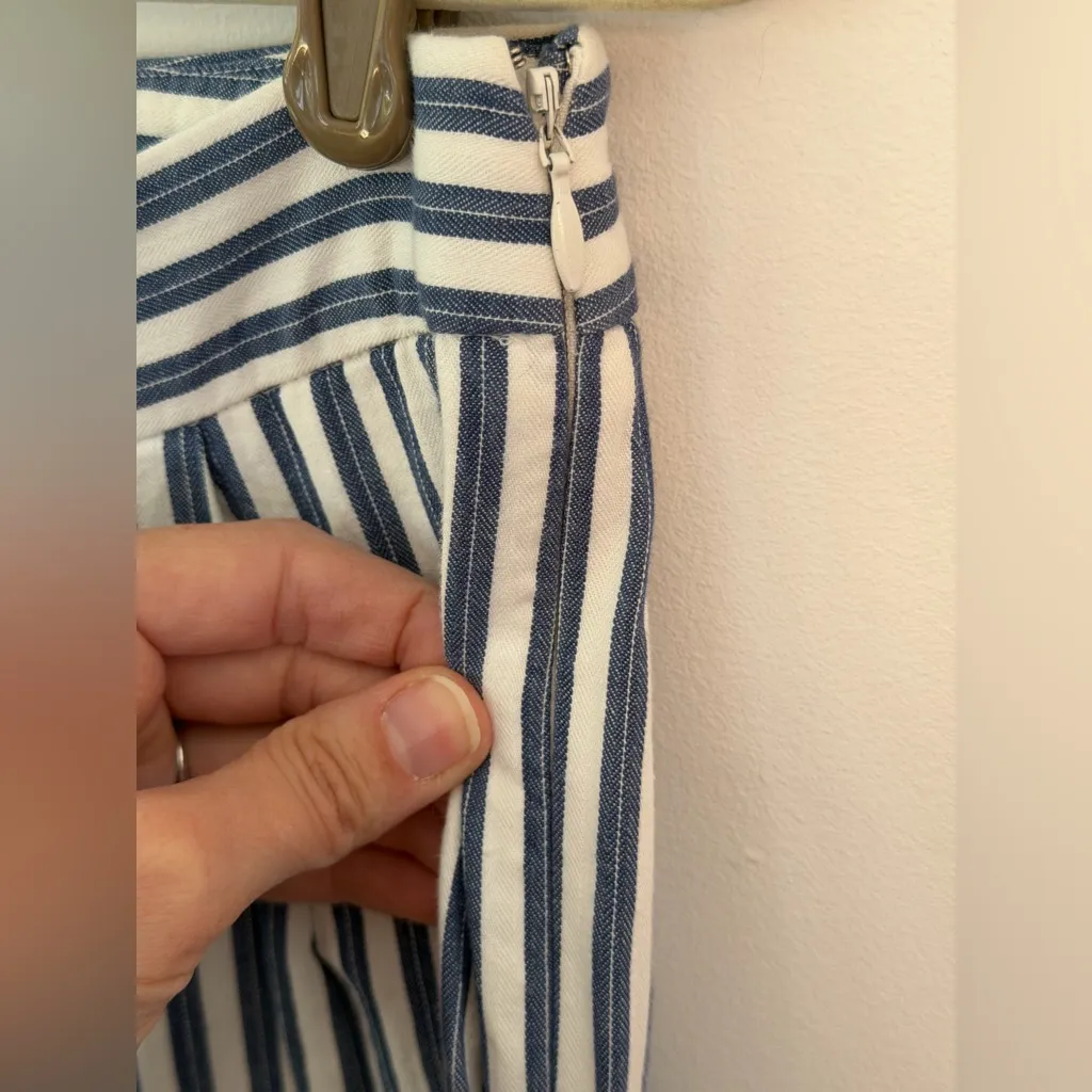 J. Crew Navy and White Striped pleated front size 2 capris - Image 5