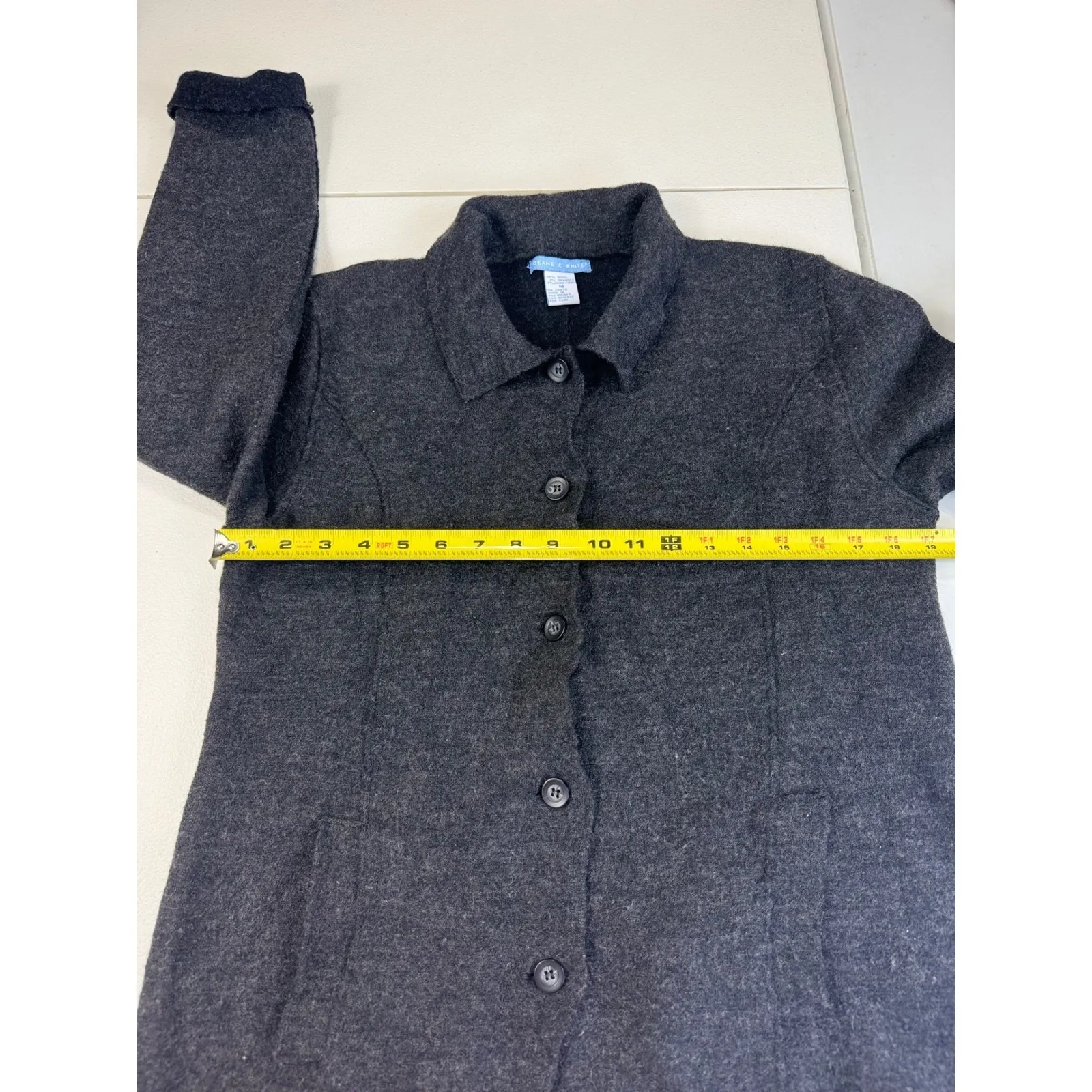Deane & White Charcoal‎ Gray Knit Button Front Cardigan Jacket Collared wool M Size 8 - Image 4
