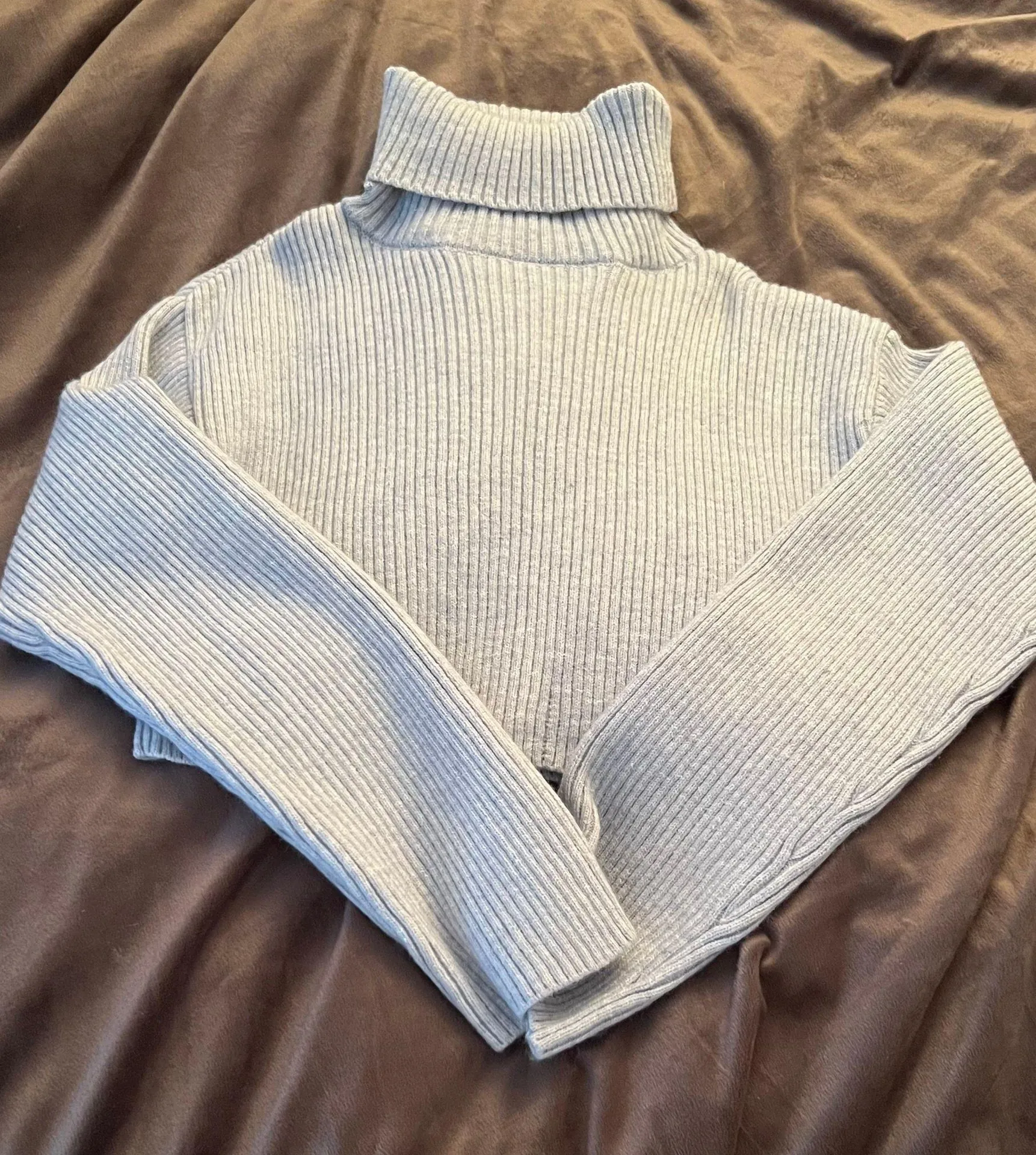 SheIn Teal Cropped Sweater - Image 2