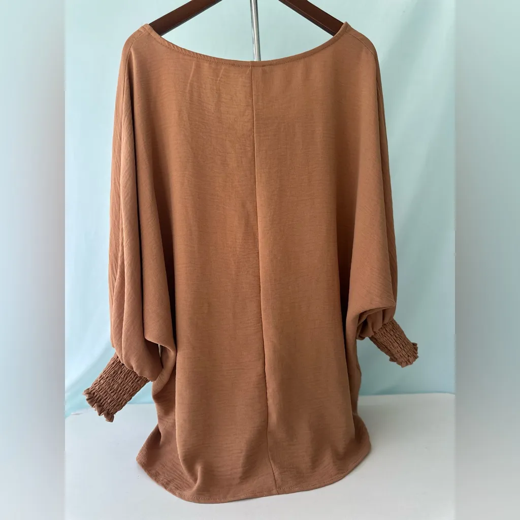 NWT Eesome Clay V - Image 3