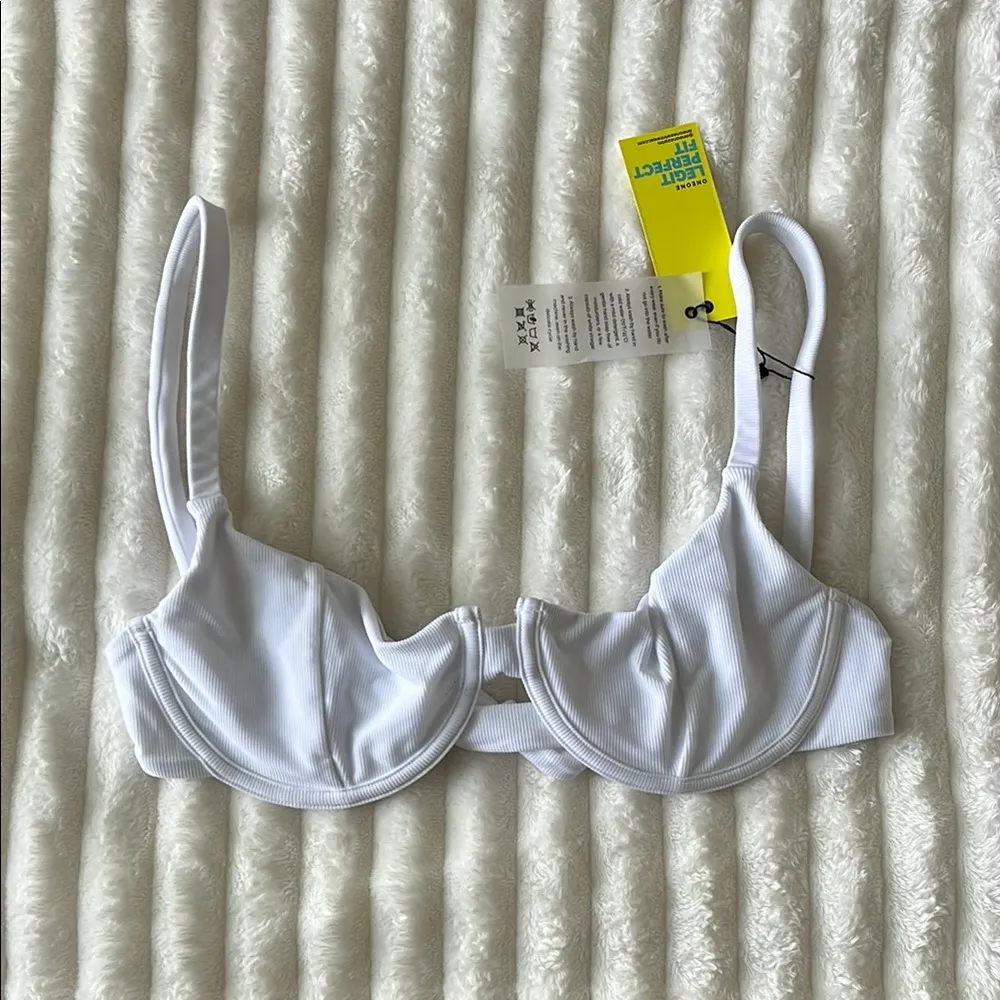 NWT ONEONE Swimwear Grace White Underwire Bikini Top Size L - Image 2