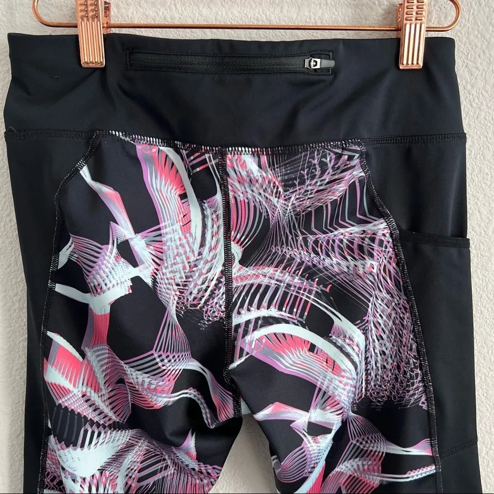 Nike Dri-Fit Power Right Fit Sea Coral Black Printed Running Crops Small - Image 8