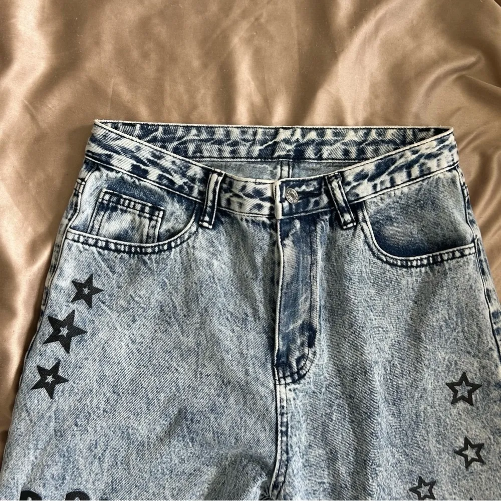 Bratz Graphic Baggy Denim Jeans Size undefined - Image 3