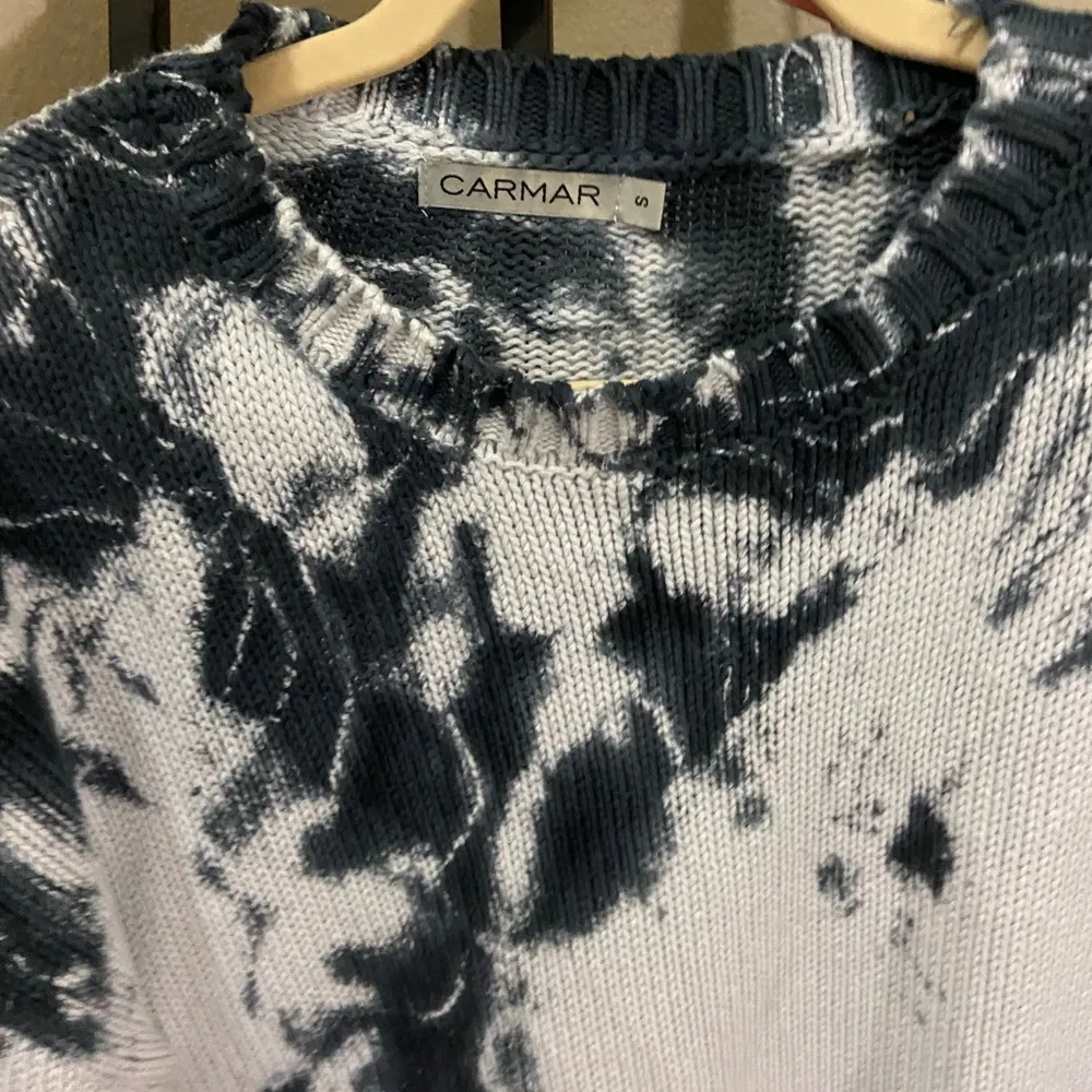 LF Oversized Crystal Die Sweater - Image 7