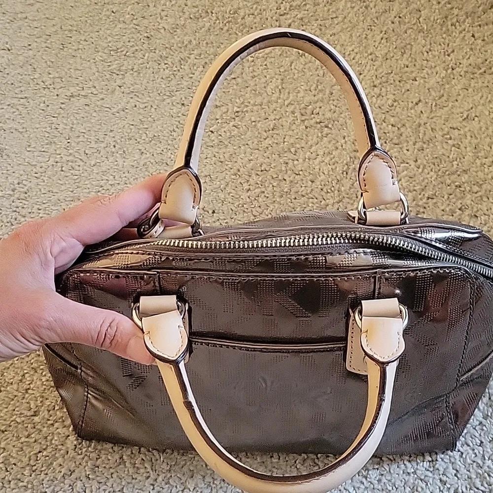 Michael Kors Metallic HandBag - Image 16