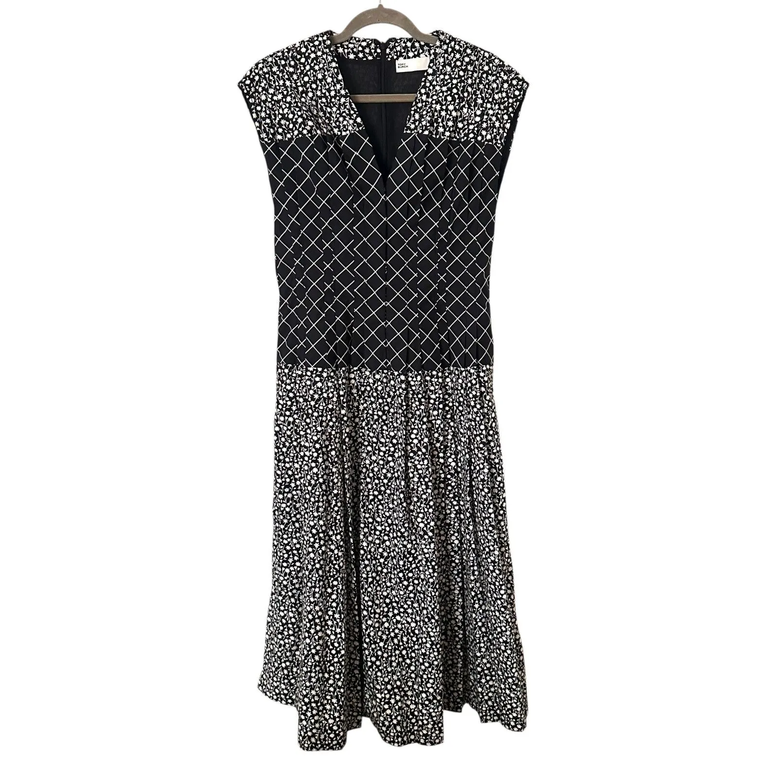 TORY BURCH Claire Floral Midi‎ Dress Black White NWT Sz 4 - Image 4