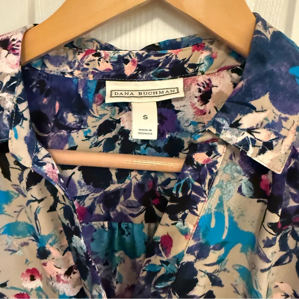 Like New Dana Buchman Multicolor Floral Button Up Blouse - Image 2
