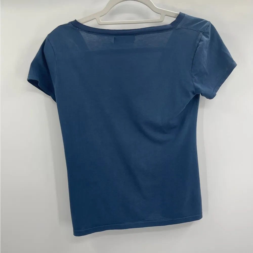 Women’s Anthropologie blue  suprima cotton v neck size xs - Image 4