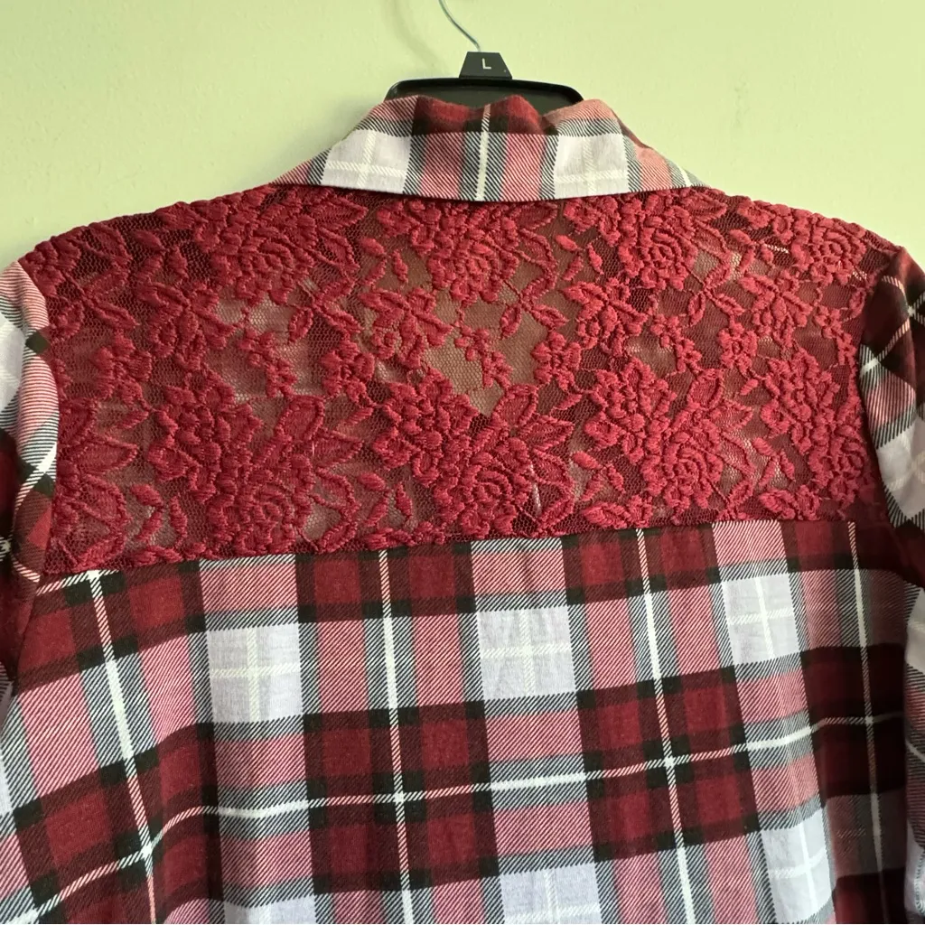 Joe Boxer Plaid Red and White Women’s Shirt Size L - Image 3