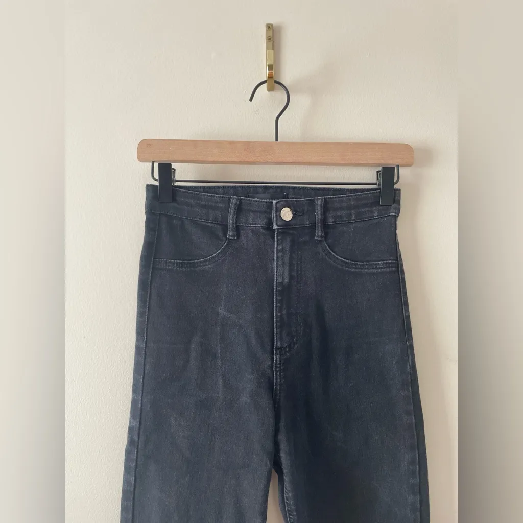 ZARA Women’s High Waisted Faded Black Denim Skinny Jeans Size 4 - Image 4