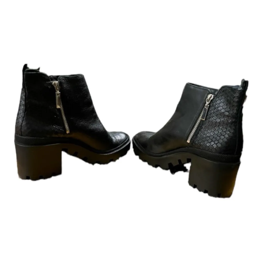 GB the Change, the So-Lution Sustainable Leather Chunky Lug Sole Booties. - Image 6