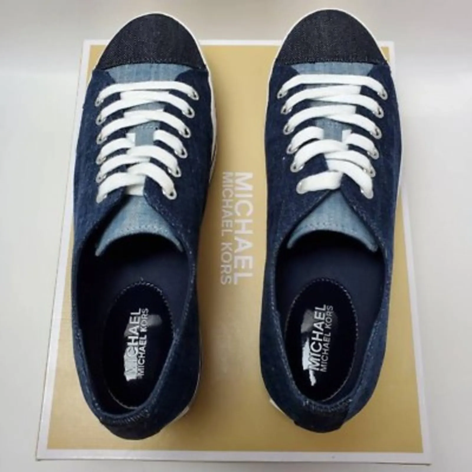 Michael Kors Ronnie Denim Platform Low Top Sneaker Size 9.5 - Image 4