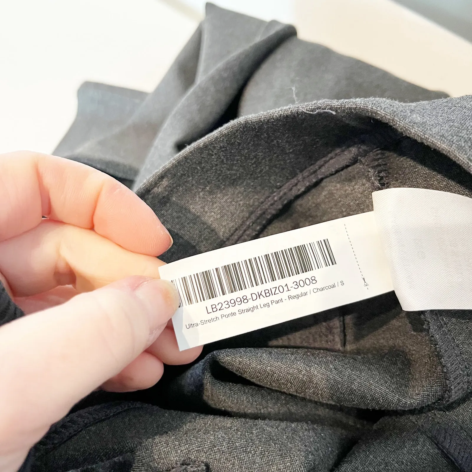 Quince Ultra Stretch Mid Rise Ponte Straight Leg Pants Gray Small - Image 5