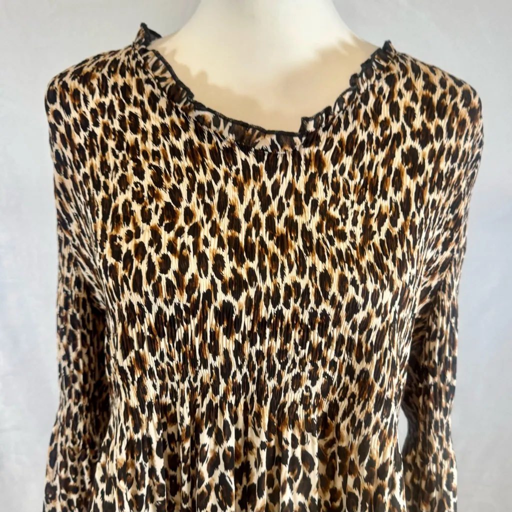 Chloe + Renee leopard animal print long sleeves babydoll top size large Tan - Image 2