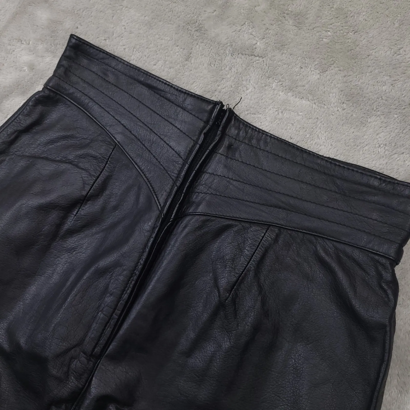 Vintage Loffs Black Leather High Waisted 80s Pencil Skirt size 10M Glam Punk - Image 3