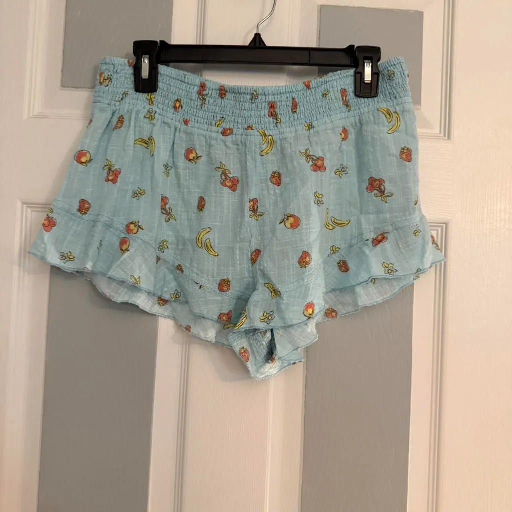 Urban Outfitters ( Out From Under) Lily Beach Shorts. NWOT, size medium. - Image 3