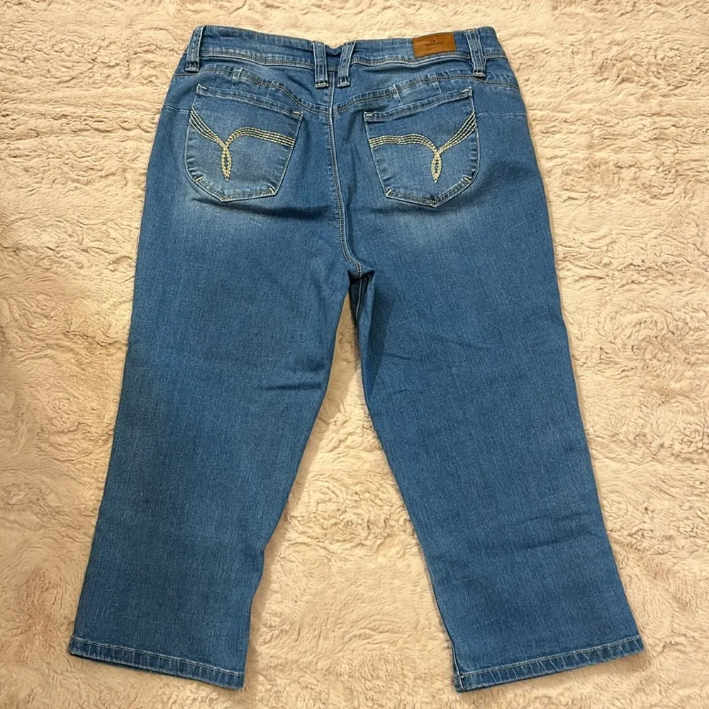 Size 11/30 Capri jeans • YMIJEANS - Image 8