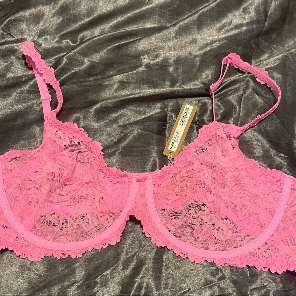 SKIMS NWT  Stretch Lace Intimates underwire scoop bra - Image 4