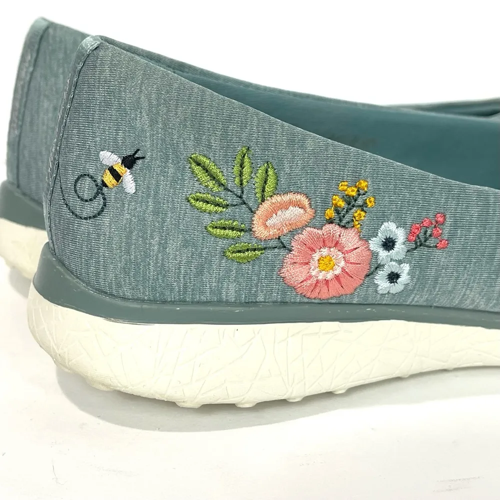Skechers Microburst-Botanical Paradise Sneaker Size 8.5 - Image 3