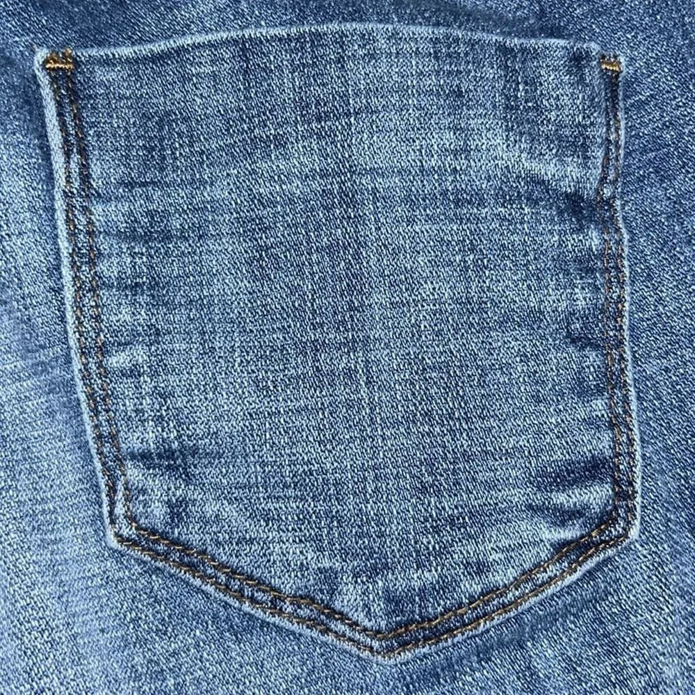 Woman’s KUT FROM THE KLOTH Lauren Eco Crop Straight Leg Jean Size 2 - Image 7