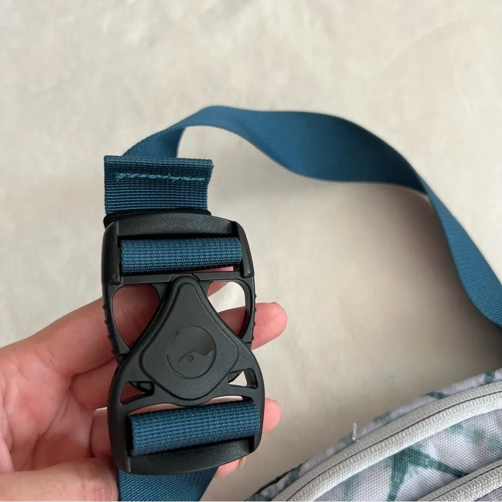 KAVU  Spectator Waist Pack - Image 8