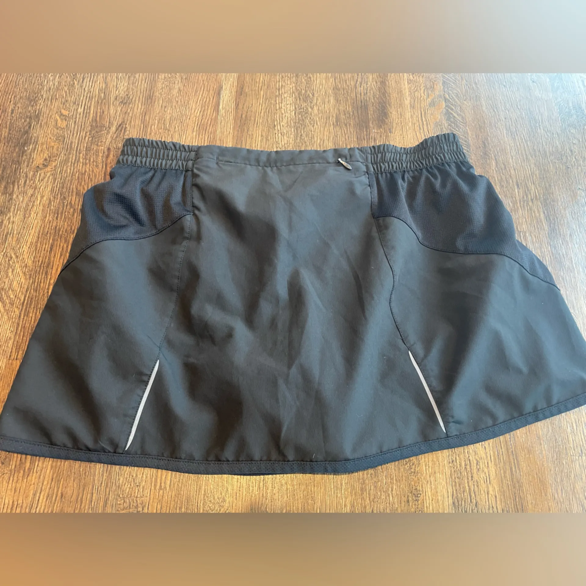 North Face Flash Dry Black Skort - Size M - Image 2