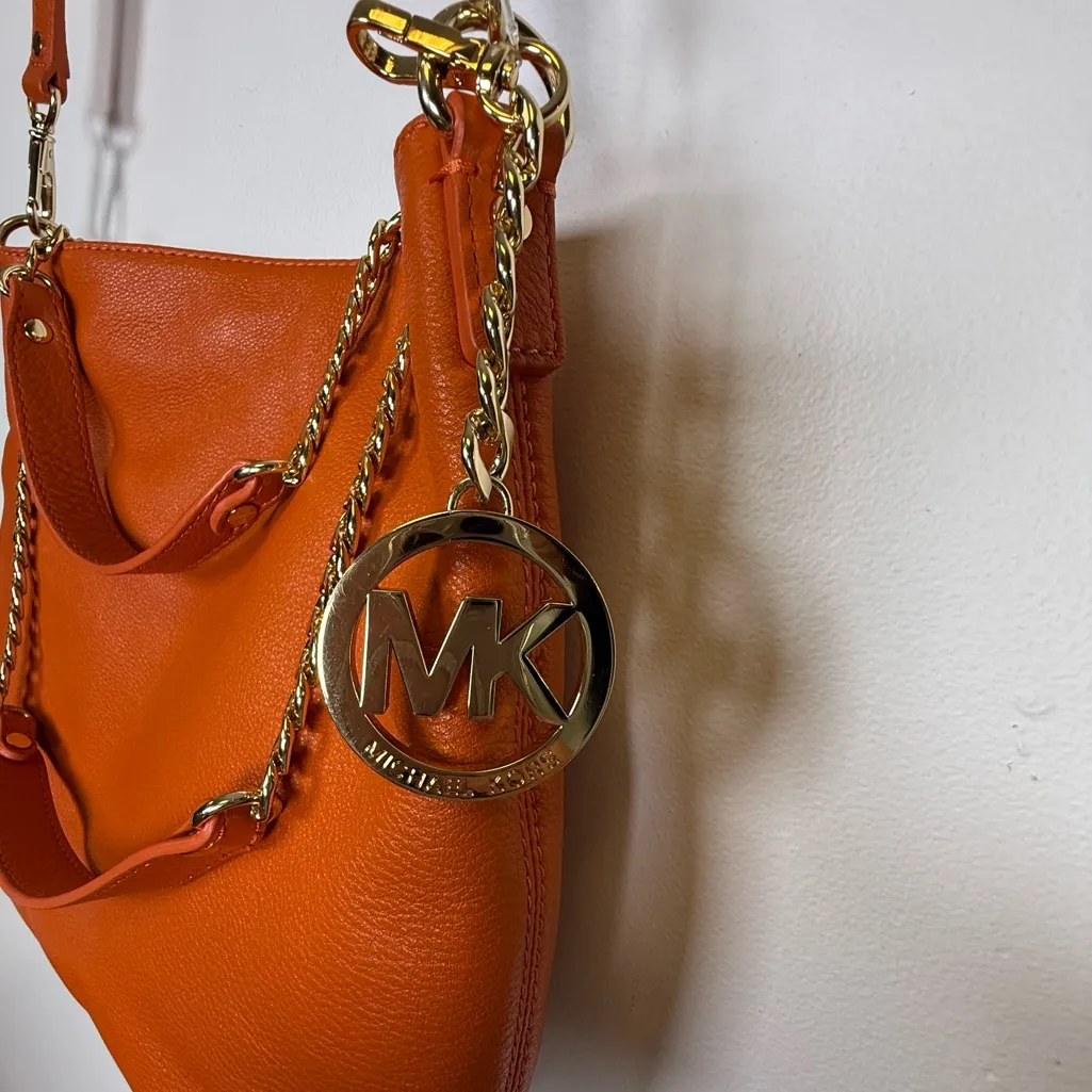 MICHAEL Michael Kors Soft Orange Leather Gold Chain Shoulder/Crossbody/Hand Bag - Image 5