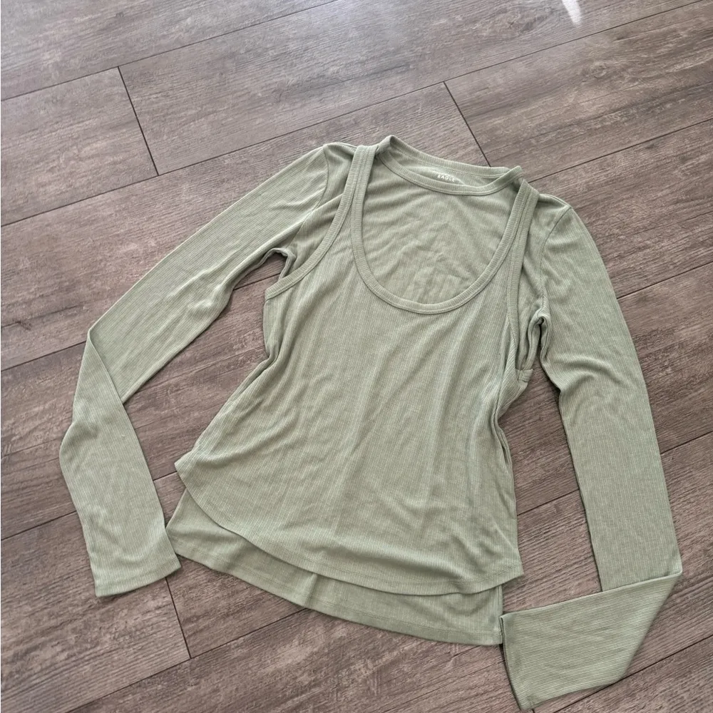 AMERICAN EAGLE simulate over long sleeve top 🤍 - Image 6