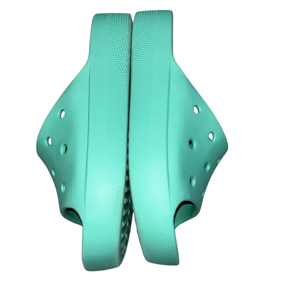 Crocs Classic Platform Slide Sandals Shoes  in Jade Green Women’s size 7 - Image 5