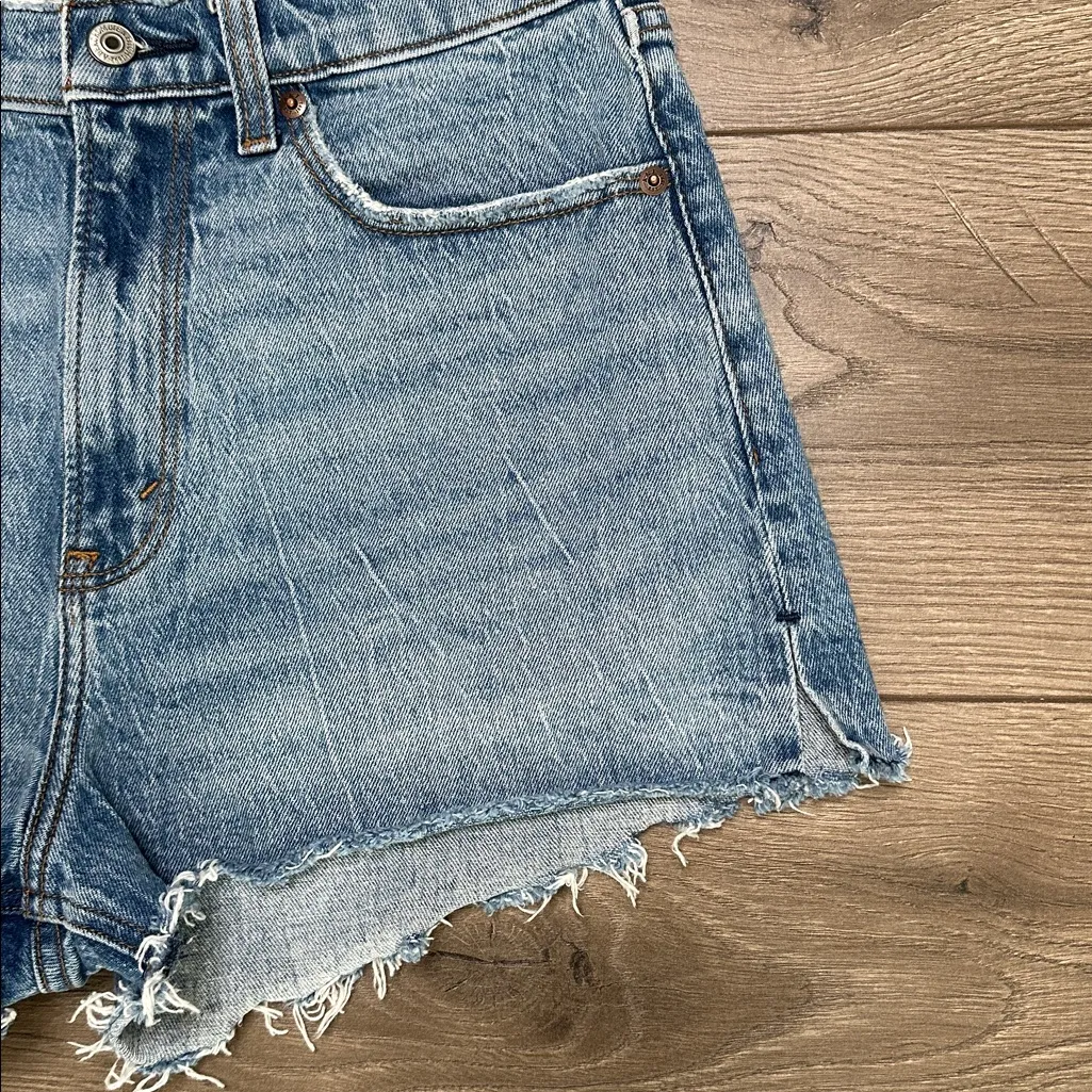 Abercrombie & Fitch The Mom High Rise Curve Love Stretch Blue Jeans Size 28 - Image 2