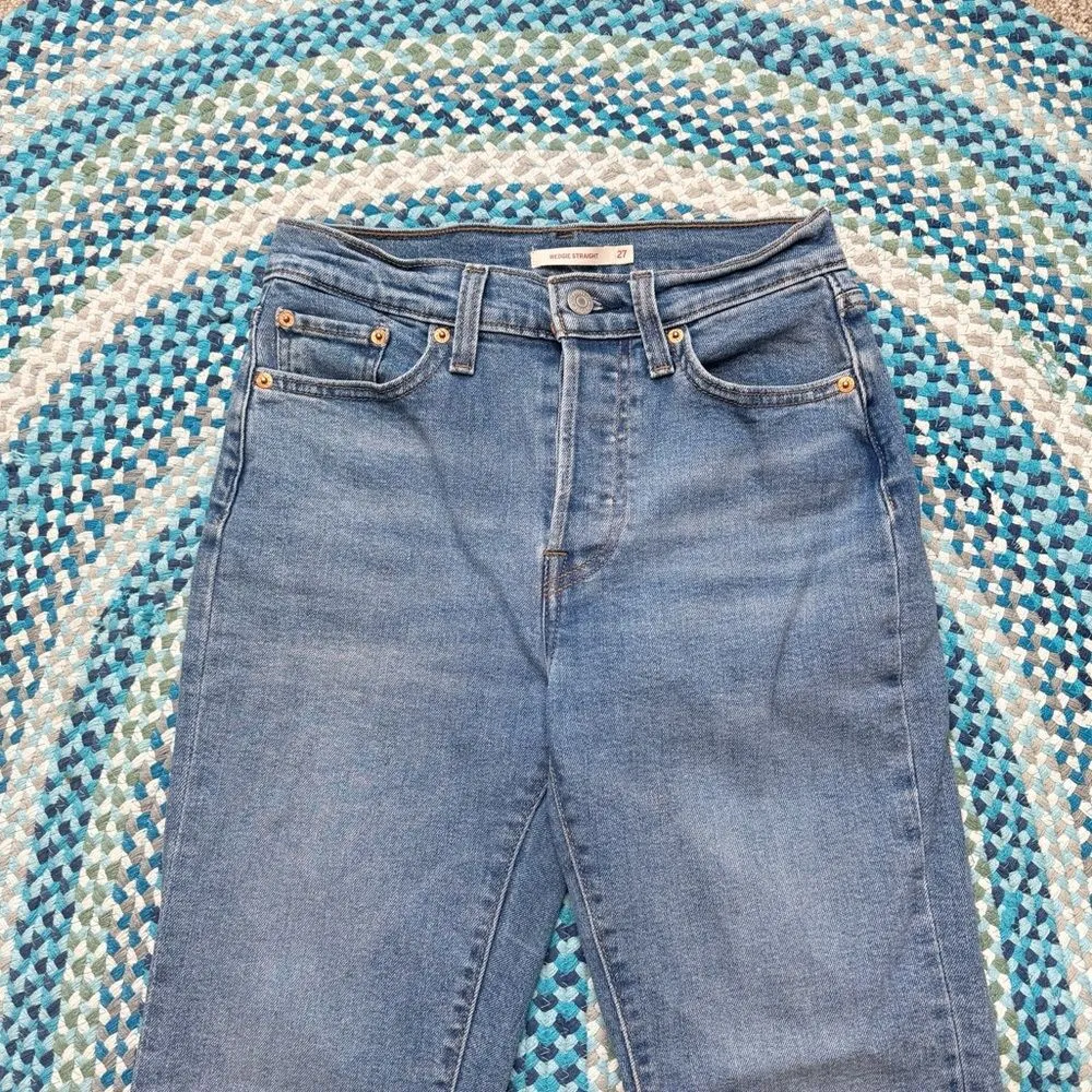 Levi Wedgie Straight Jeans - Image 4