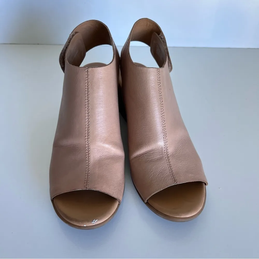 Kork-Ease Cayleigh Leather Peep Toe Wedge Sandal Heel - Image 2