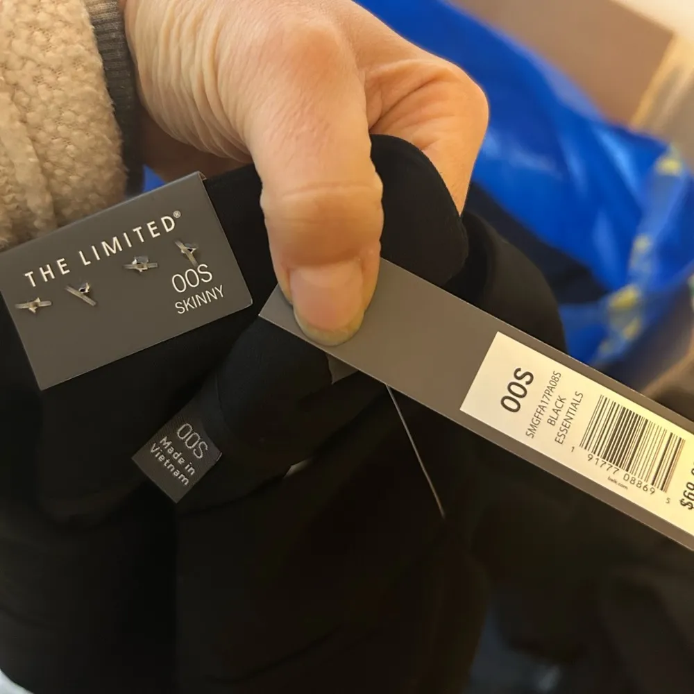 NWT The Limited Black Skinny Trousers - Image 3