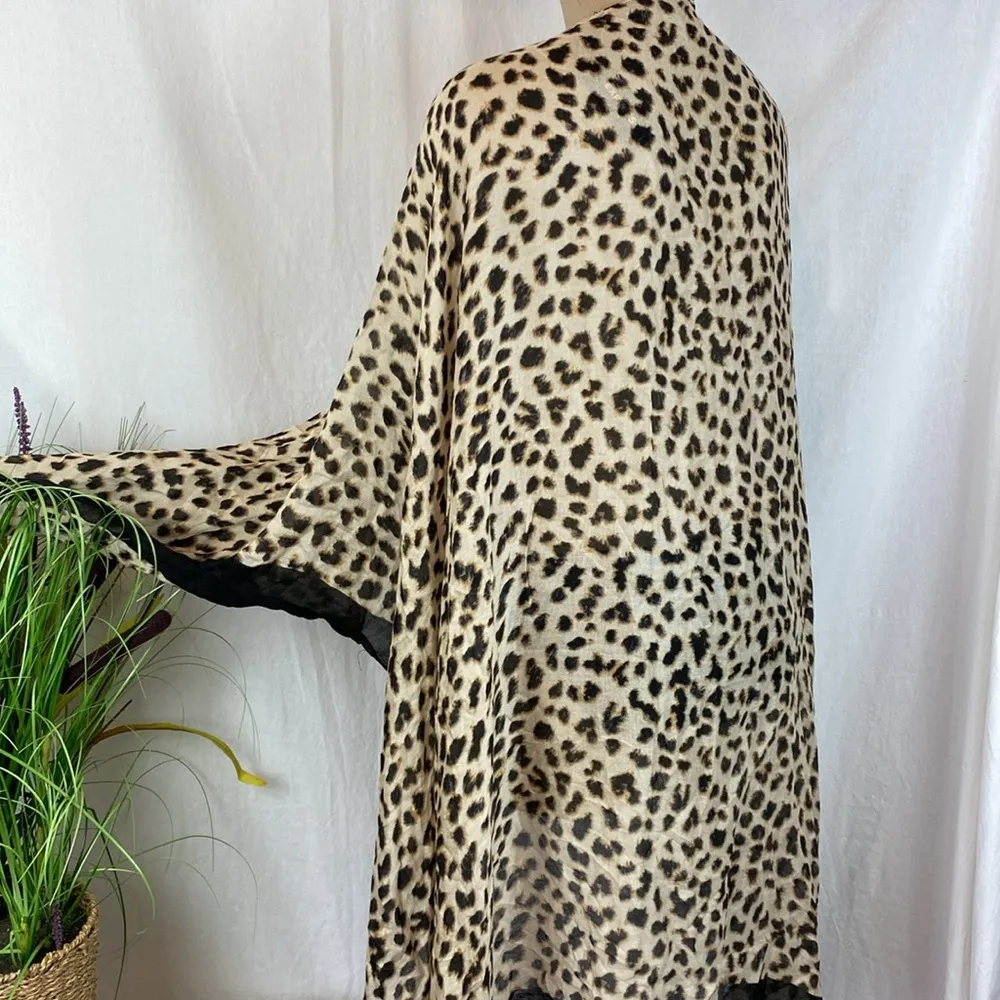 Express Animal Print Open Front Kimono Top NEW OS - Image 3