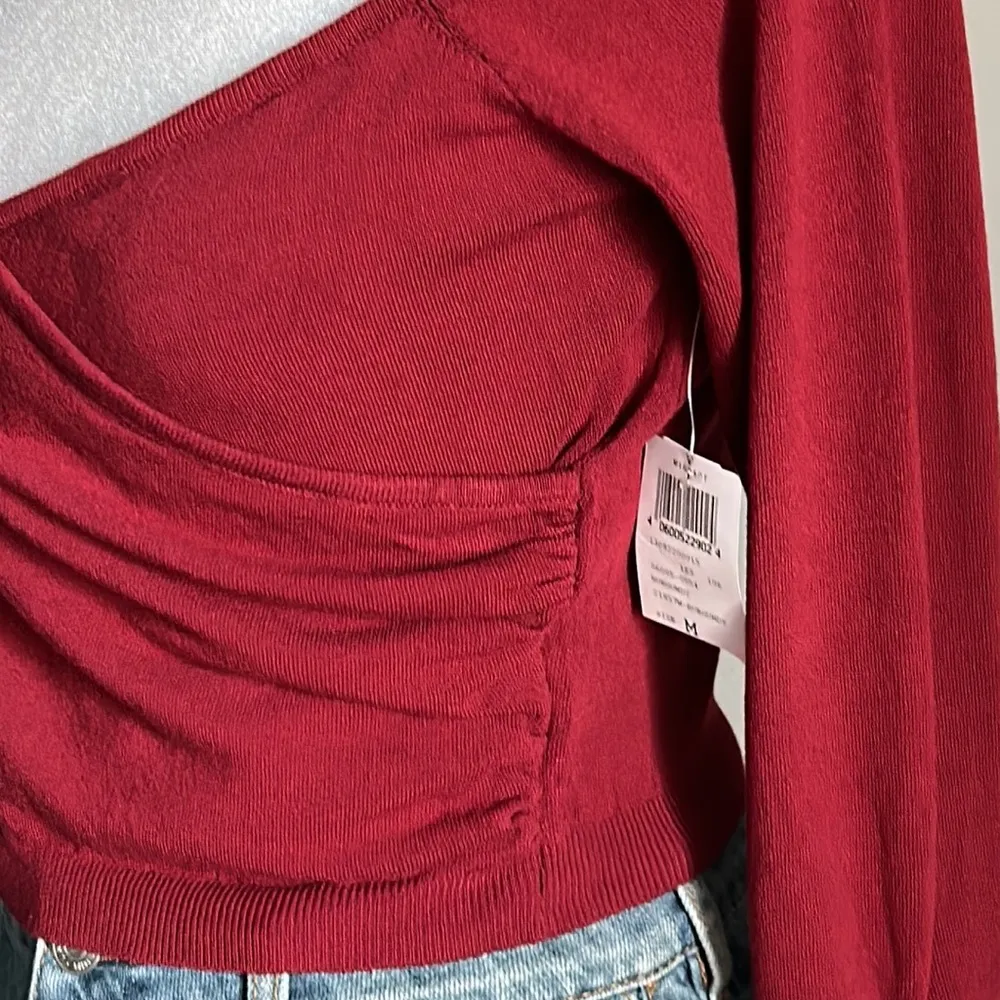 New Windsor Red Surplice V-Neck Long Sleeve Crop Sweater Top - Image 7