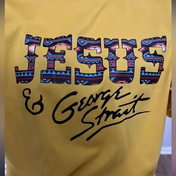 Graffic Tee - Image 2